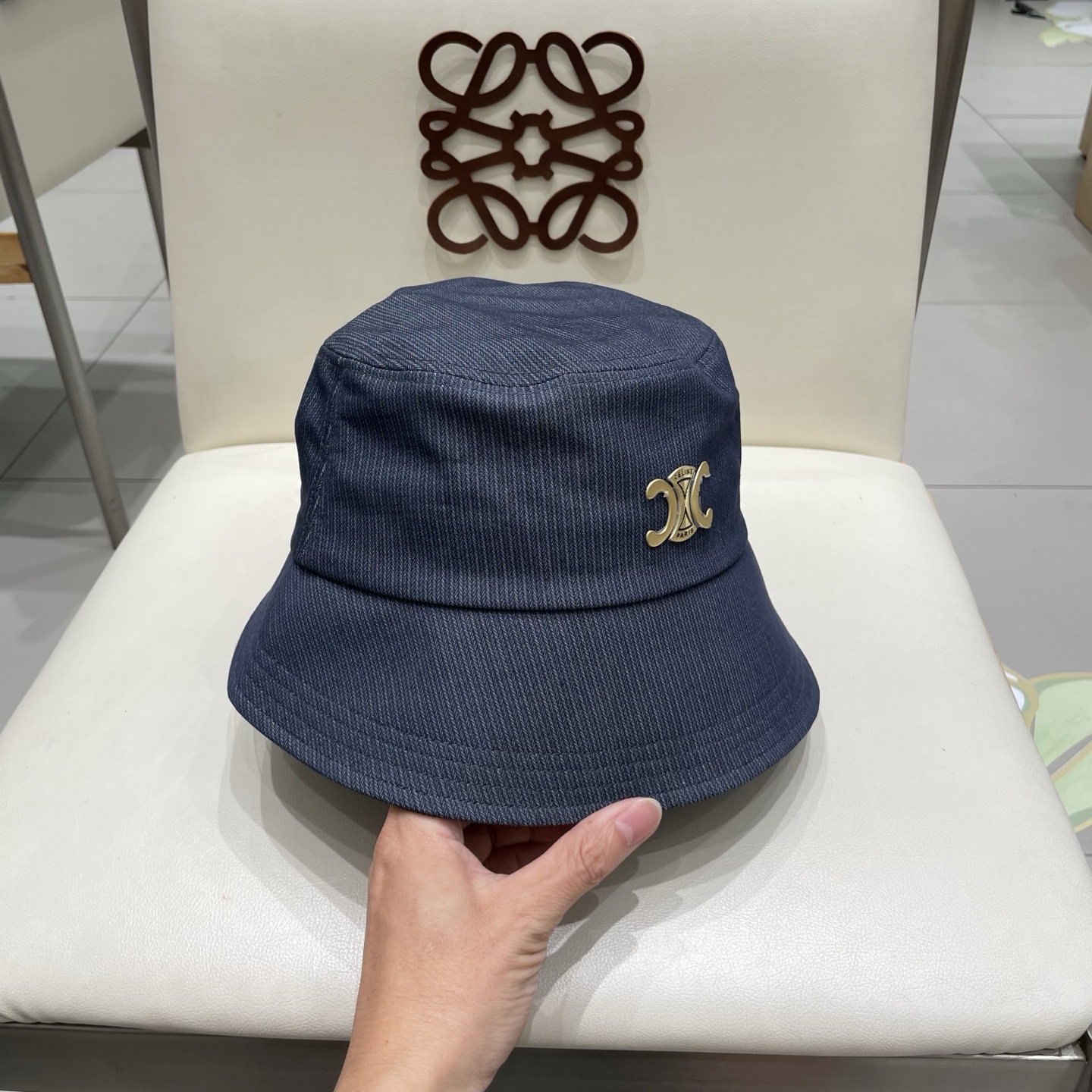  celine塞琳简约高级纯色渔夫帽女春秋百搭显脸小遮阳水桶帽日常素颜盆帽