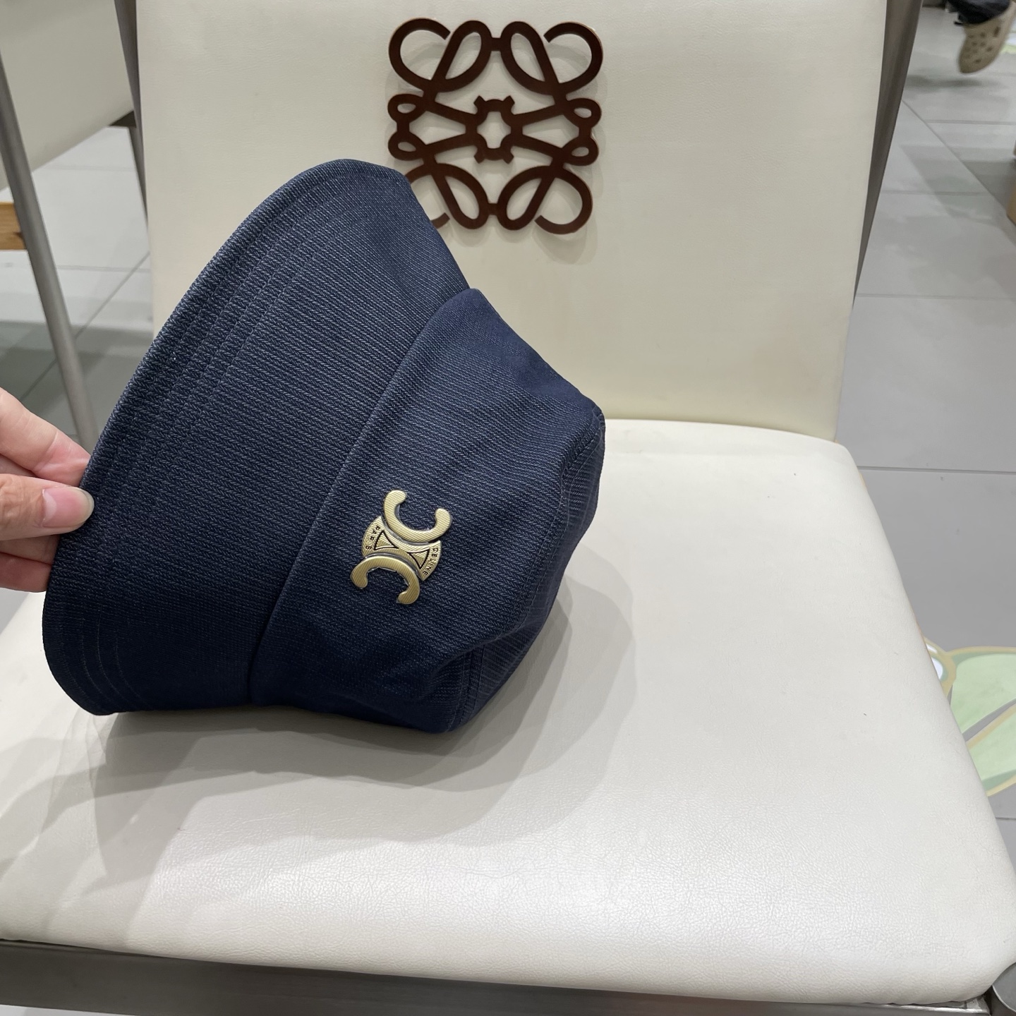  celine塞琳简约高级纯色渔夫帽女春秋百搭显脸小遮阳水桶帽日常素颜盆帽