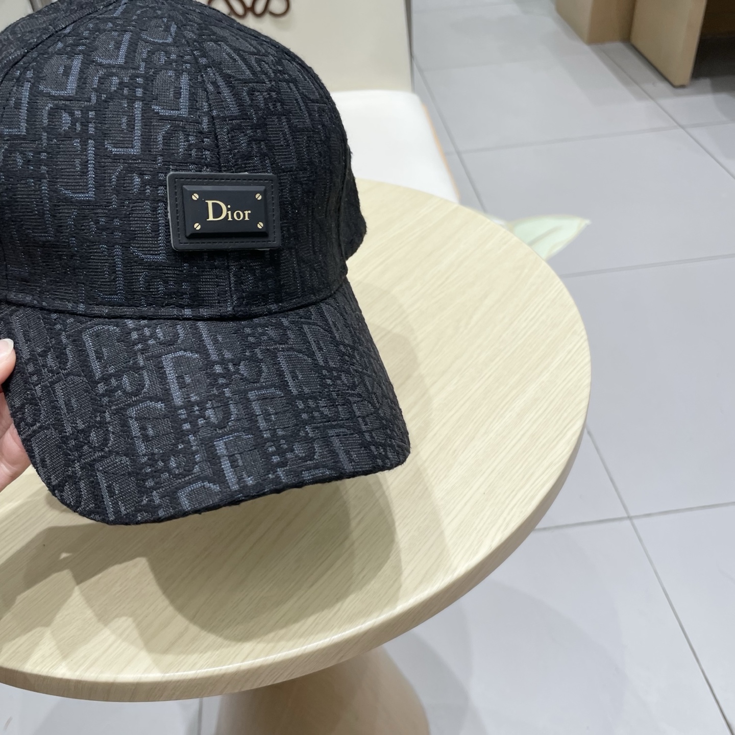  Dior 迪奥 新款原单棒球帽， 精致純也格调很有感觉，很酷很时尚，质量超赞