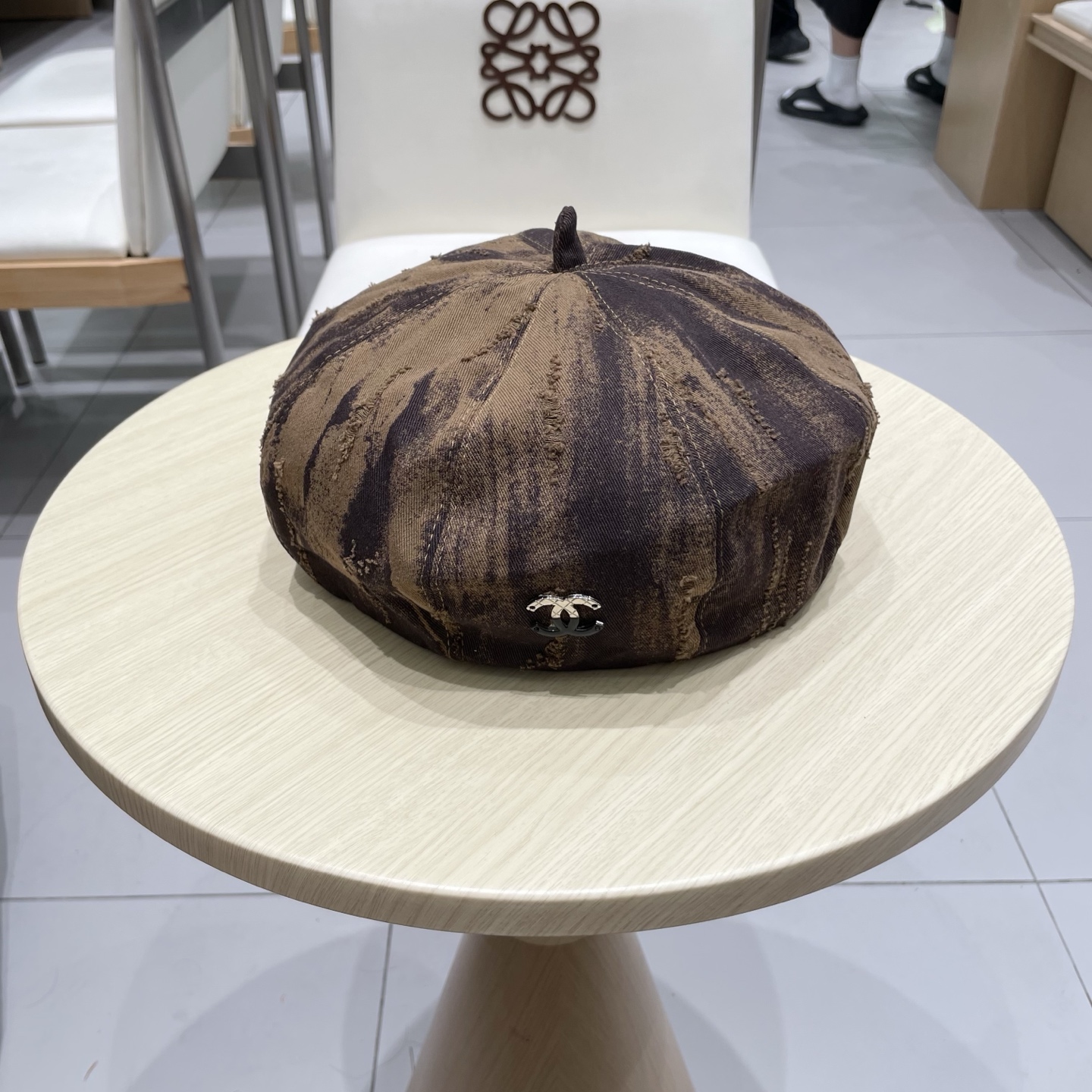  chanel香奈儿秋款蓓蕾帽高品质复古设计小众文艺泼墨画家帽个性破洞做旧蓓蕾报童帽