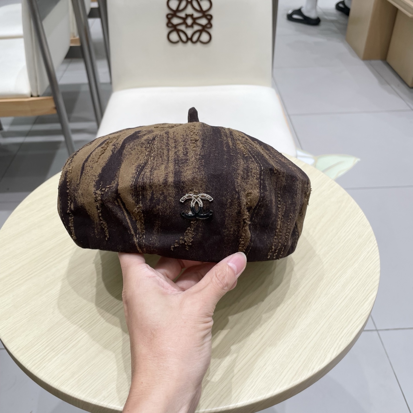  chanel香奈儿秋款蓓蕾帽高品质复古设计小众文艺泼墨画家帽个性破洞做旧蓓蕾报童帽