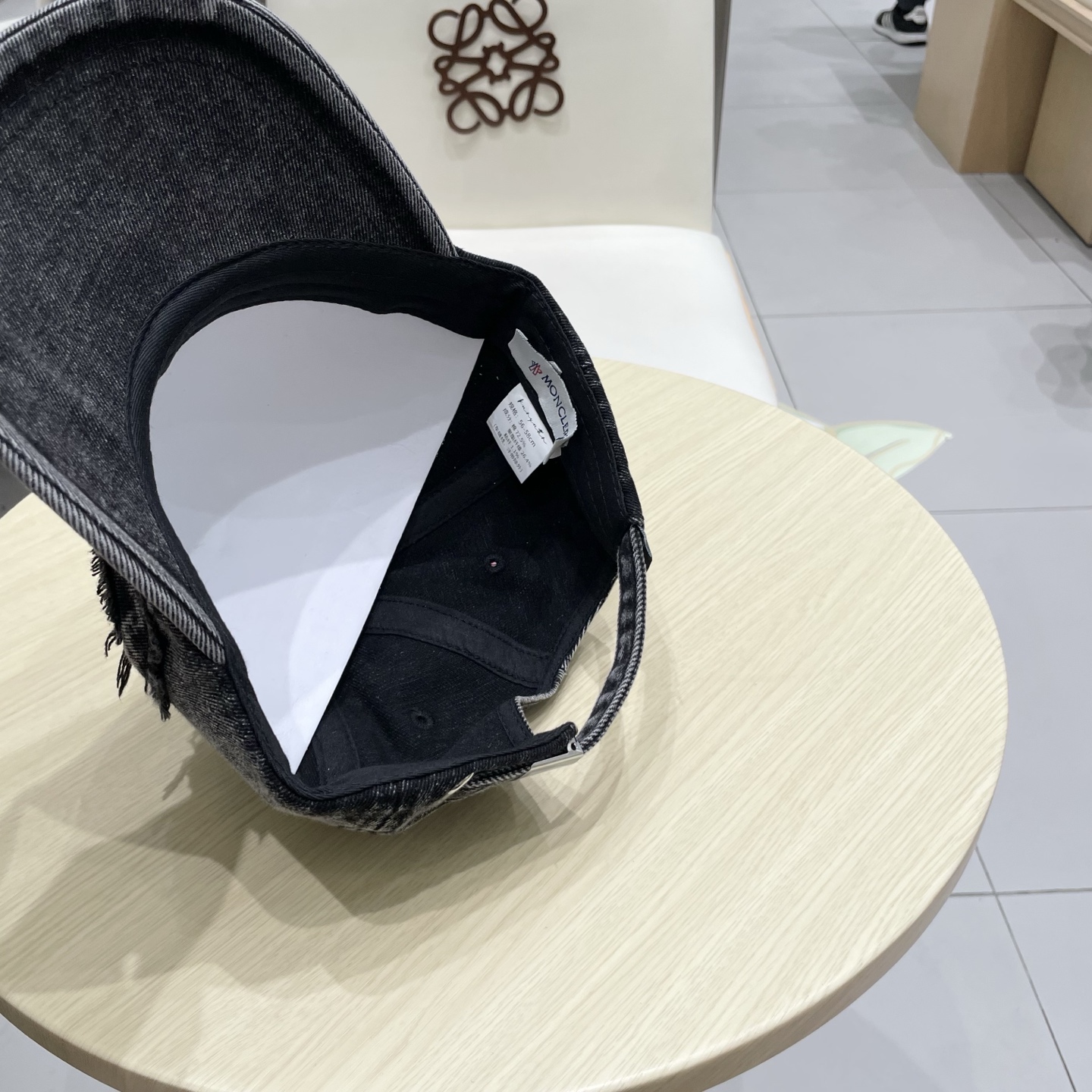   2025春夏新款 蒙口MONCLER棒球帽，年轻时尚潮人穿搭色系，视觉效果超强，立体字母，好看有质感