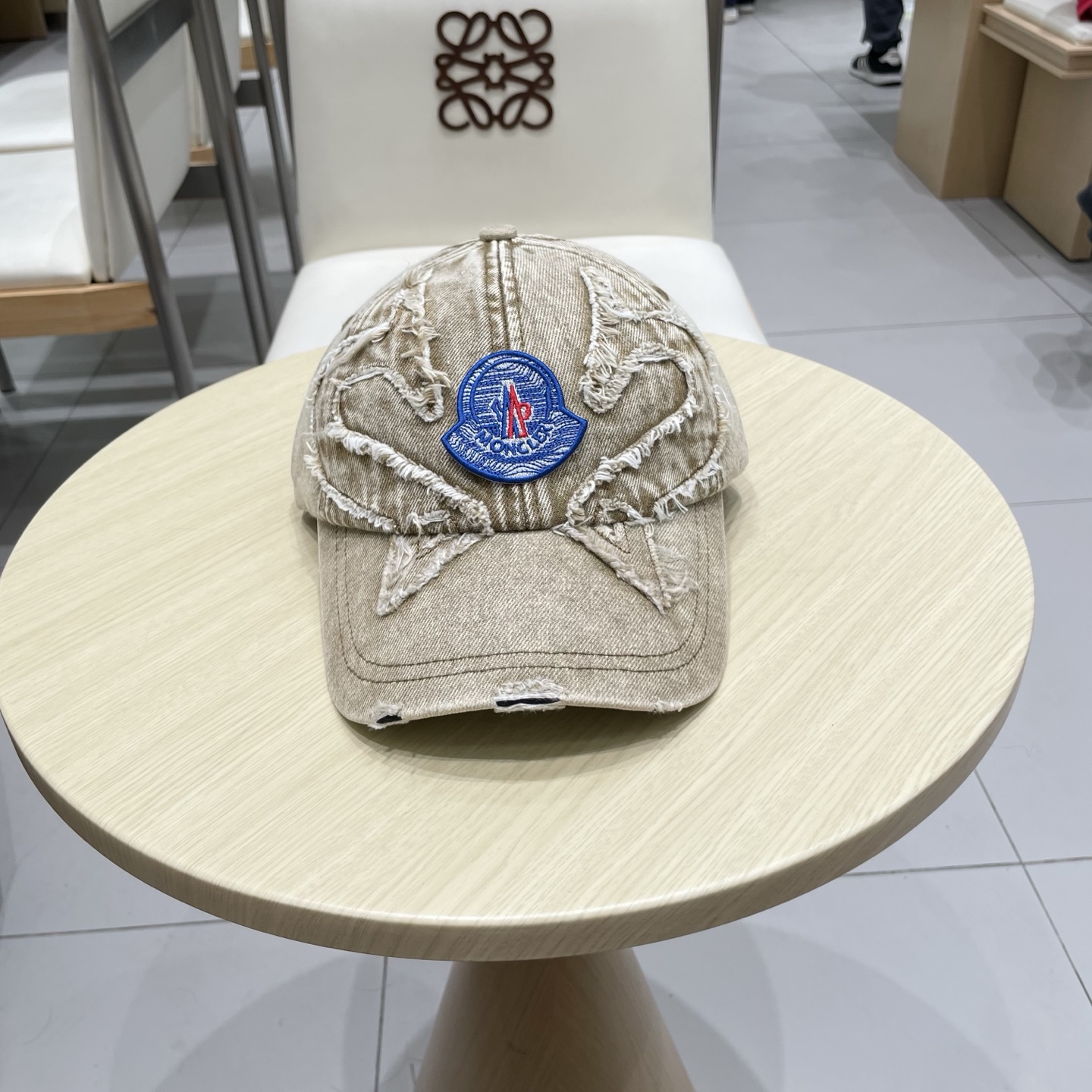   2025春夏新款 蒙口MONCLER棒球帽，年轻时尚潮人穿搭色系，视觉效果超强，立体字母，好看有质感