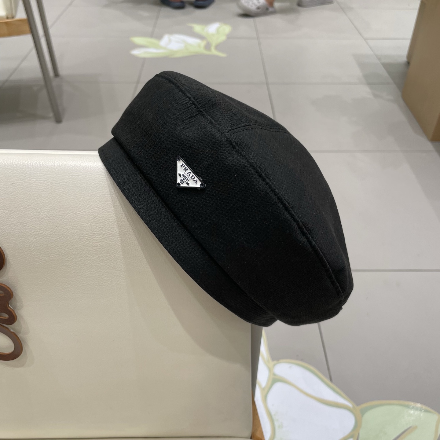  PRADA普拉达三角标贝雷帽，牛仔贝雷帽，头围57cm