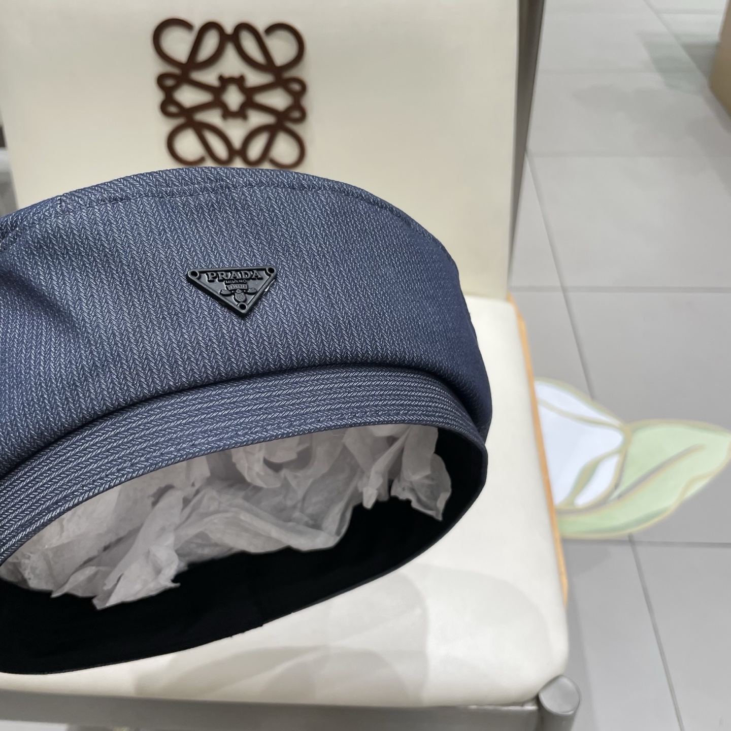  PRADA普拉达三角标贝雷帽，牛仔贝雷帽，头围57cm