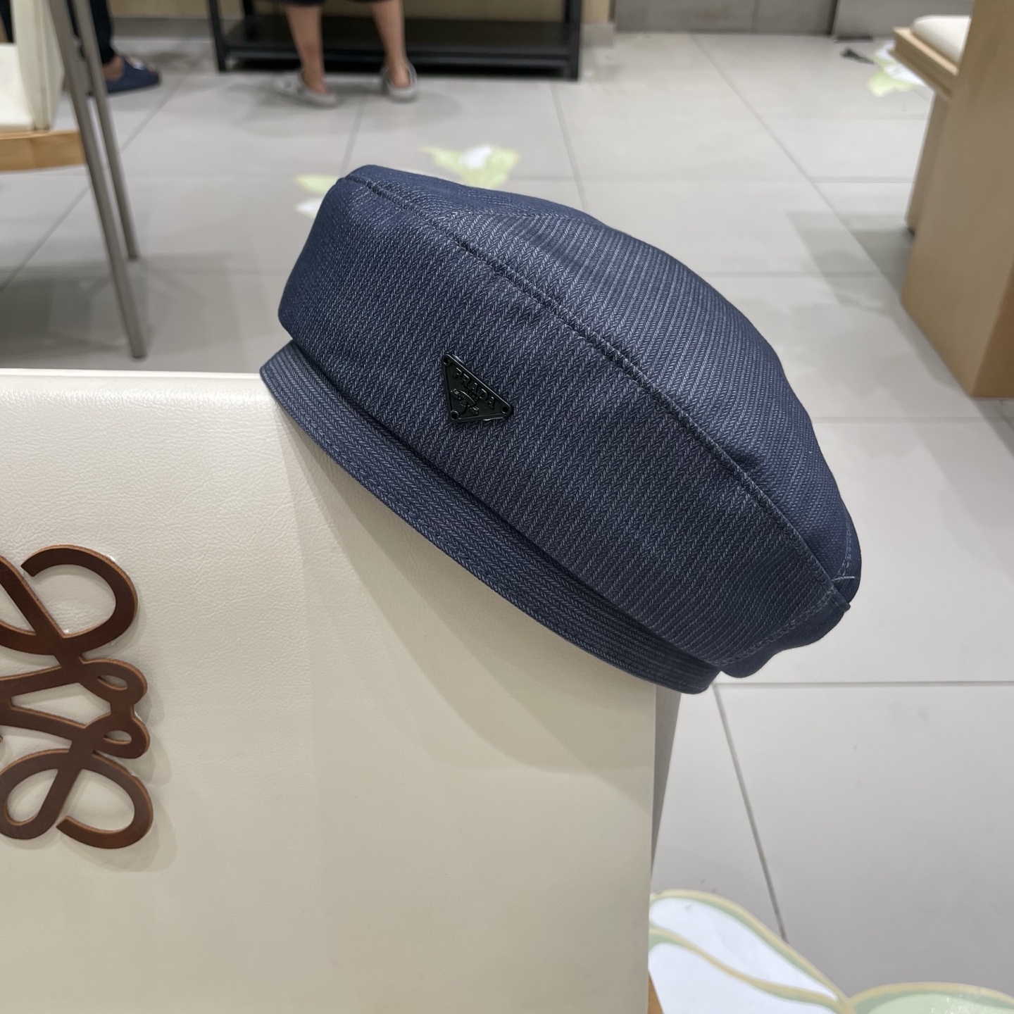  PRADA普拉达三角标贝雷帽，牛仔贝雷帽，头围57cm