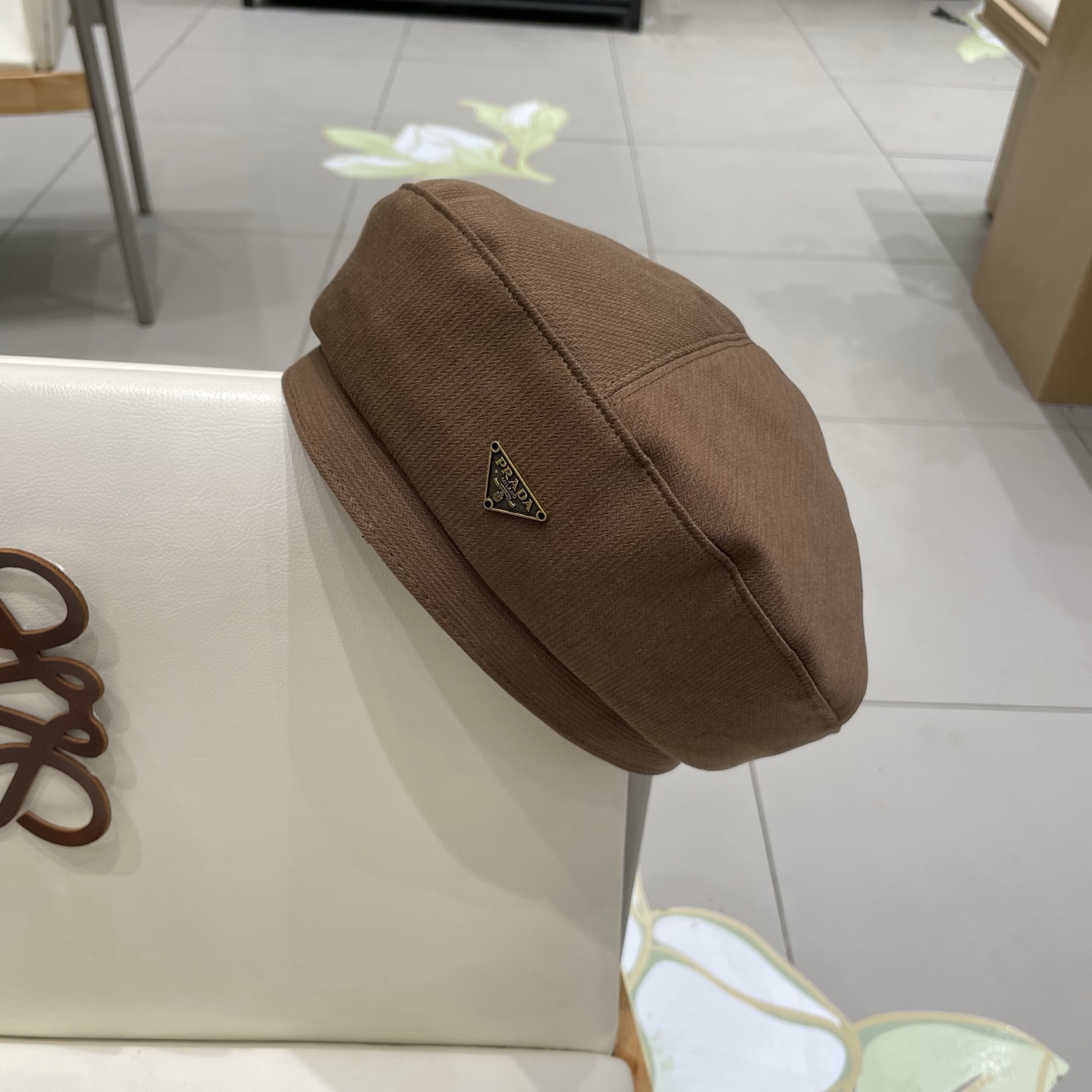  PRADA普拉达三角标贝雷帽，牛仔贝雷帽，头围57cm  PRADA普拉达三角标贝雷帽，牛仔贝雷帽，头