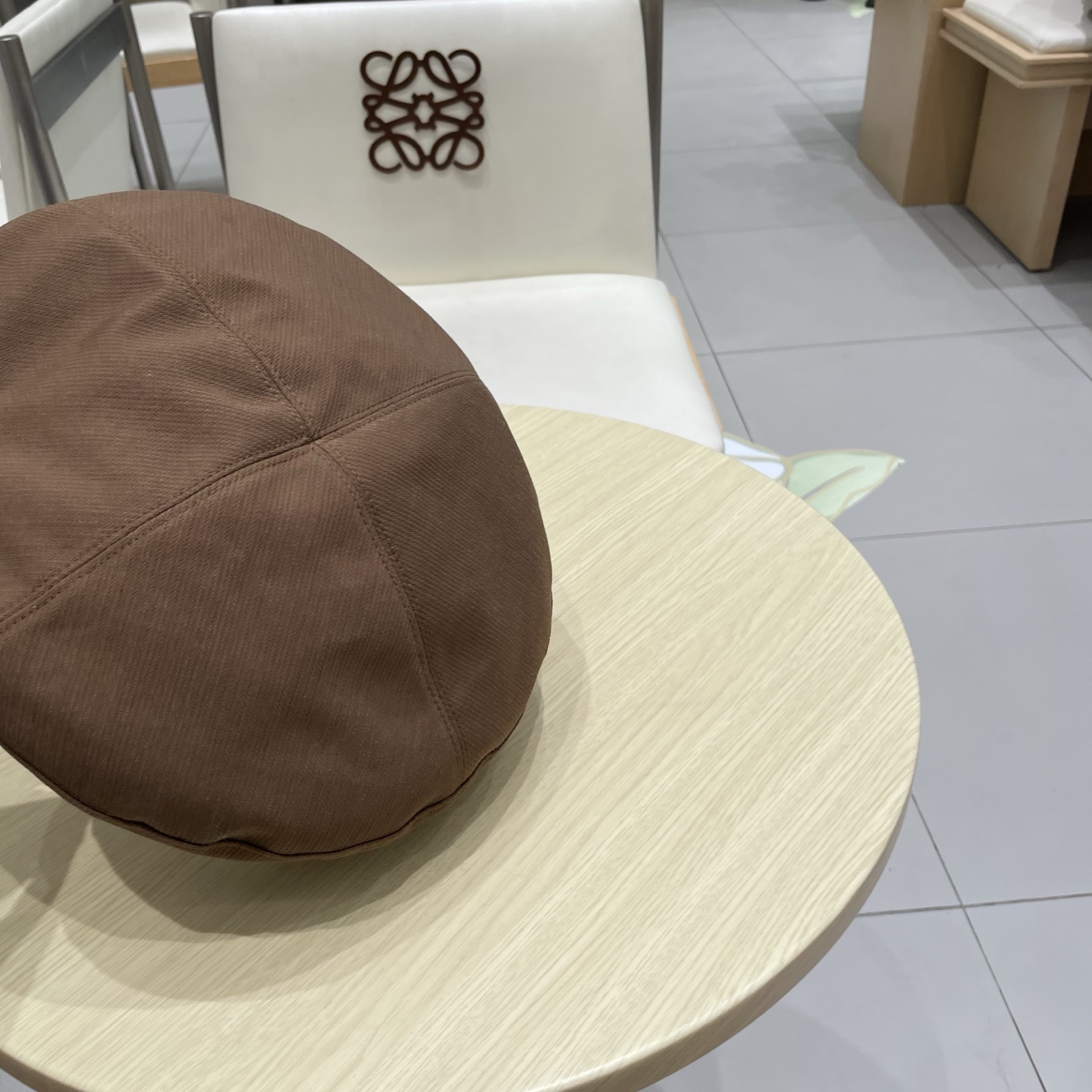  PRADA普拉达三角标贝雷帽，牛仔贝雷帽，头围57cm  PRADA普拉达三角标贝雷帽，牛仔贝雷帽，头