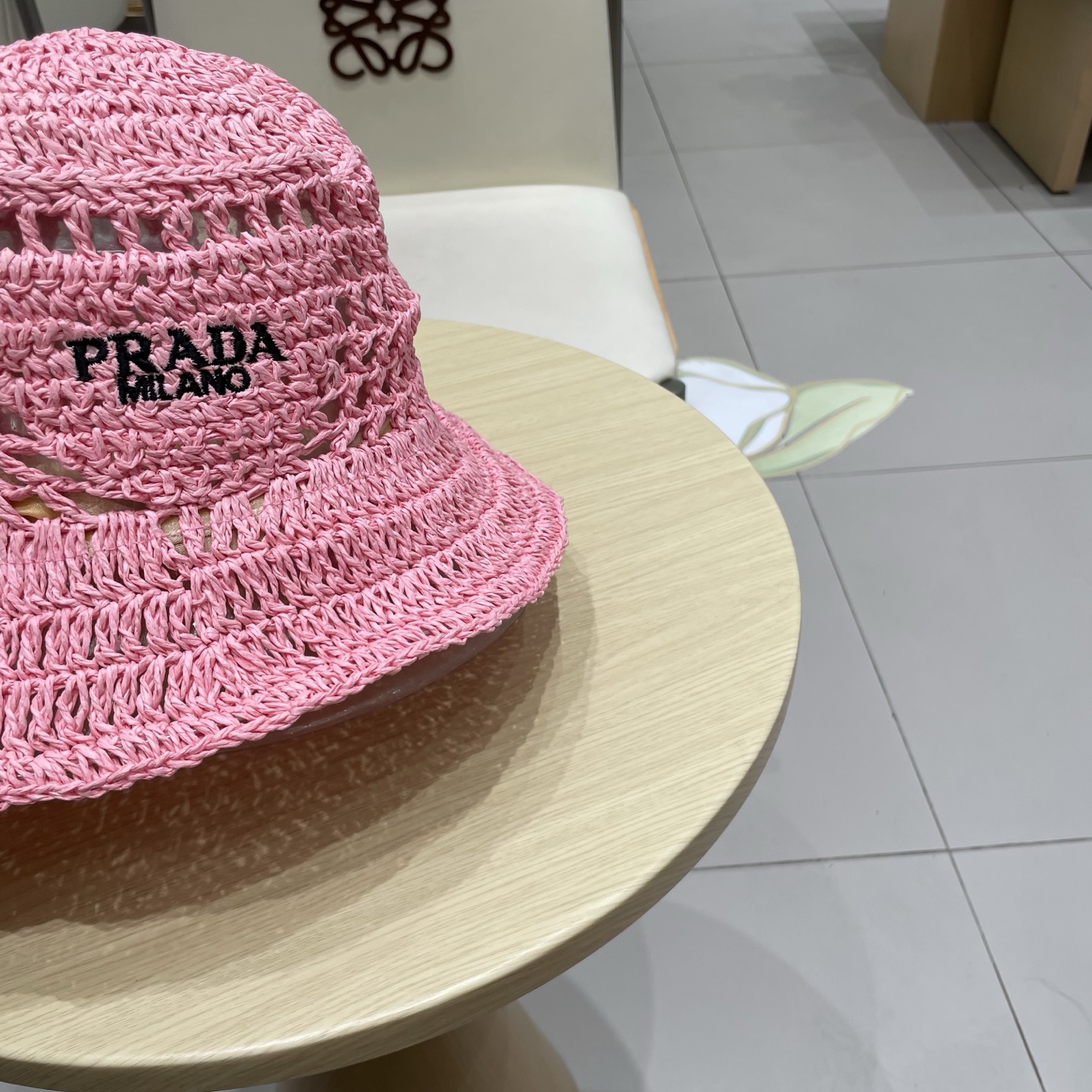  PRADA普拉达草帽，渔夫帽，手工编织，2025官方新款，刺绣logo  