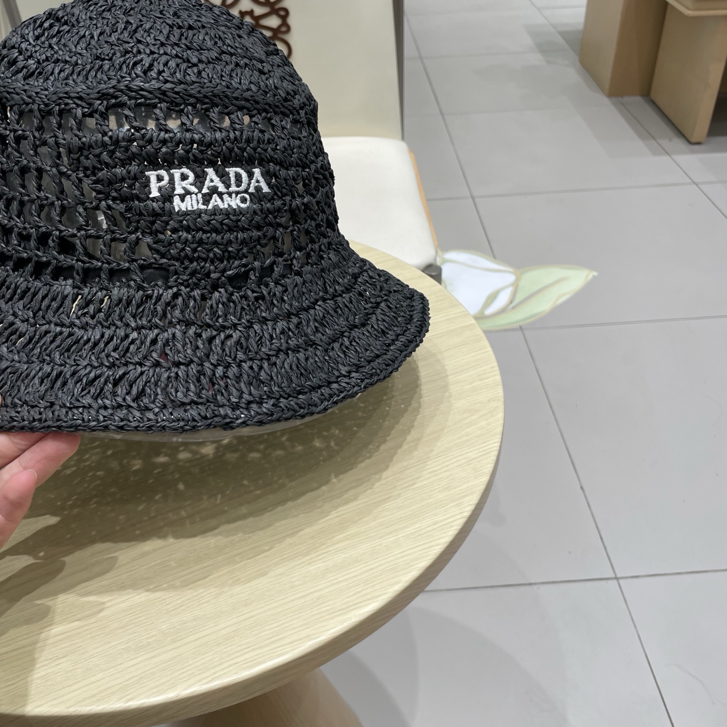 PRADA普拉达草帽，渔夫帽，手工编织，2025官方新款，刺绣logo  