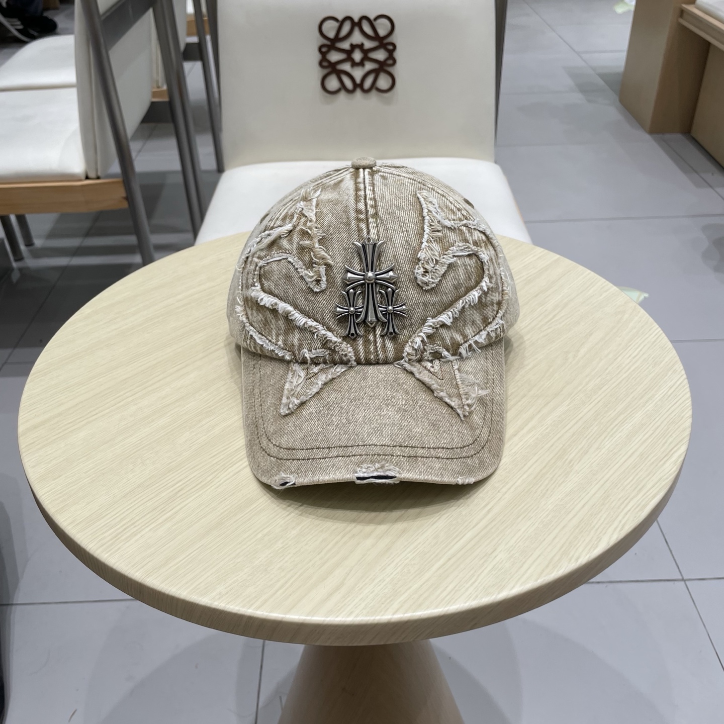  克罗心～新款棒球帽
新科技面料，牛仔棒球帽
轻薄透气，夏季首选棒球帽
韩版色调，好看！