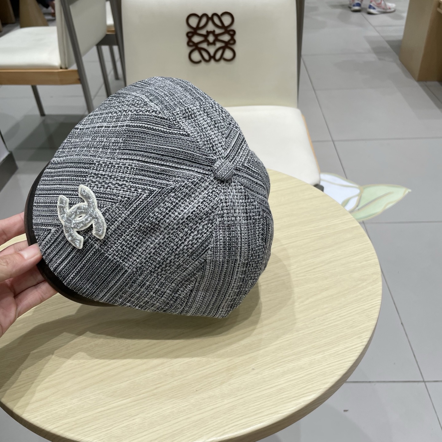  chanel香奈儿25秋冬新款复古文艺格纹前进帽时尚百搭八角帽英伦透气皮檐画家帽