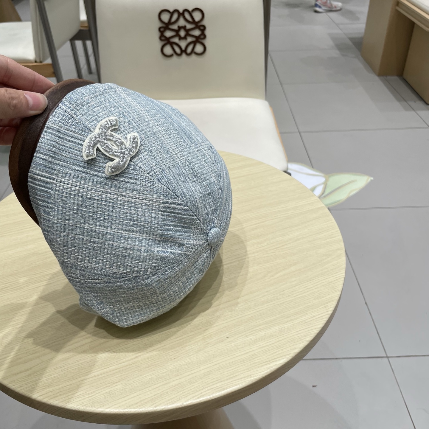  chanel香奈儿25秋冬新款复古文艺格纹前进帽时尚百搭八角帽英伦透气皮檐画家帽