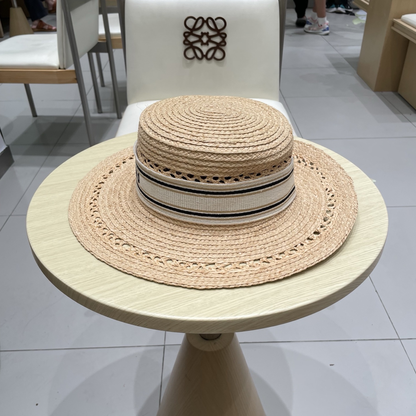  缪缪miumiu拉菲草帽，平顶礼帽，拉菲草制作，高端定制，头围57cm