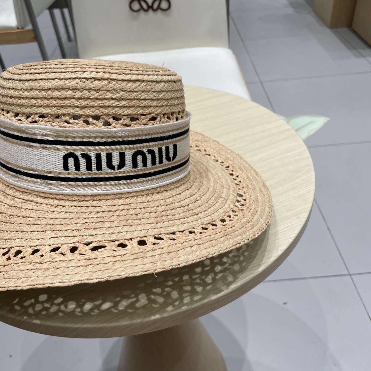  缪缪miumiu拉菲草帽，平顶礼帽，拉菲草制作，高端定制，头围57cm