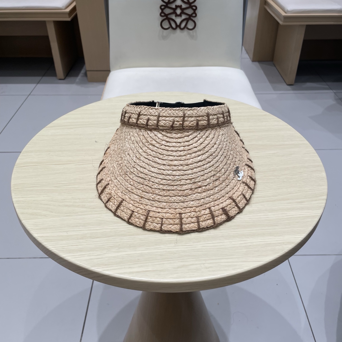  Chanel香奈儿拉菲草空顶帽，沙滩草帽，轻盈百搭，出行必备