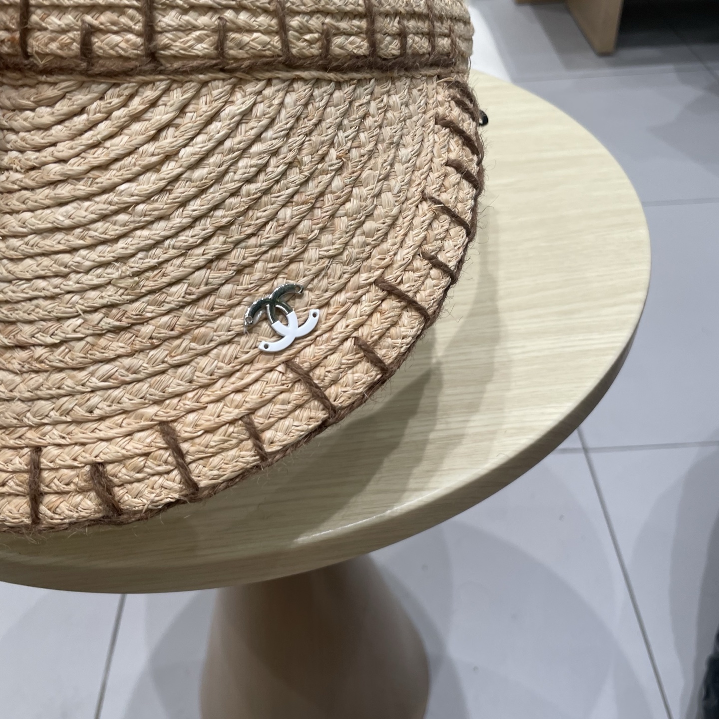  Chanel香奈儿拉菲草空顶帽，沙滩草帽，轻盈百搭，出行必备