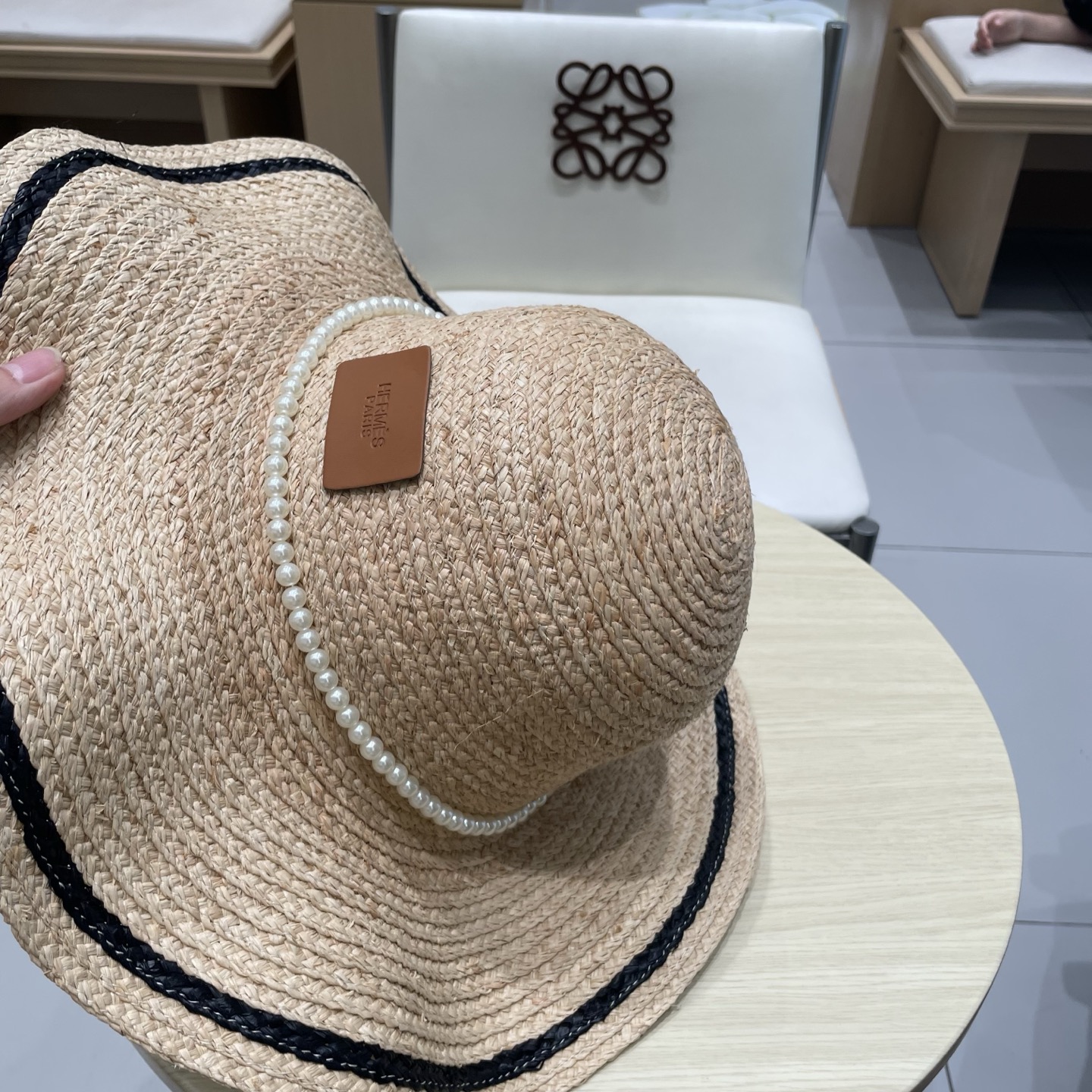 爱马仕miumiu缪缪拉菲草帽，纯手工钩织供不应求 头围57c