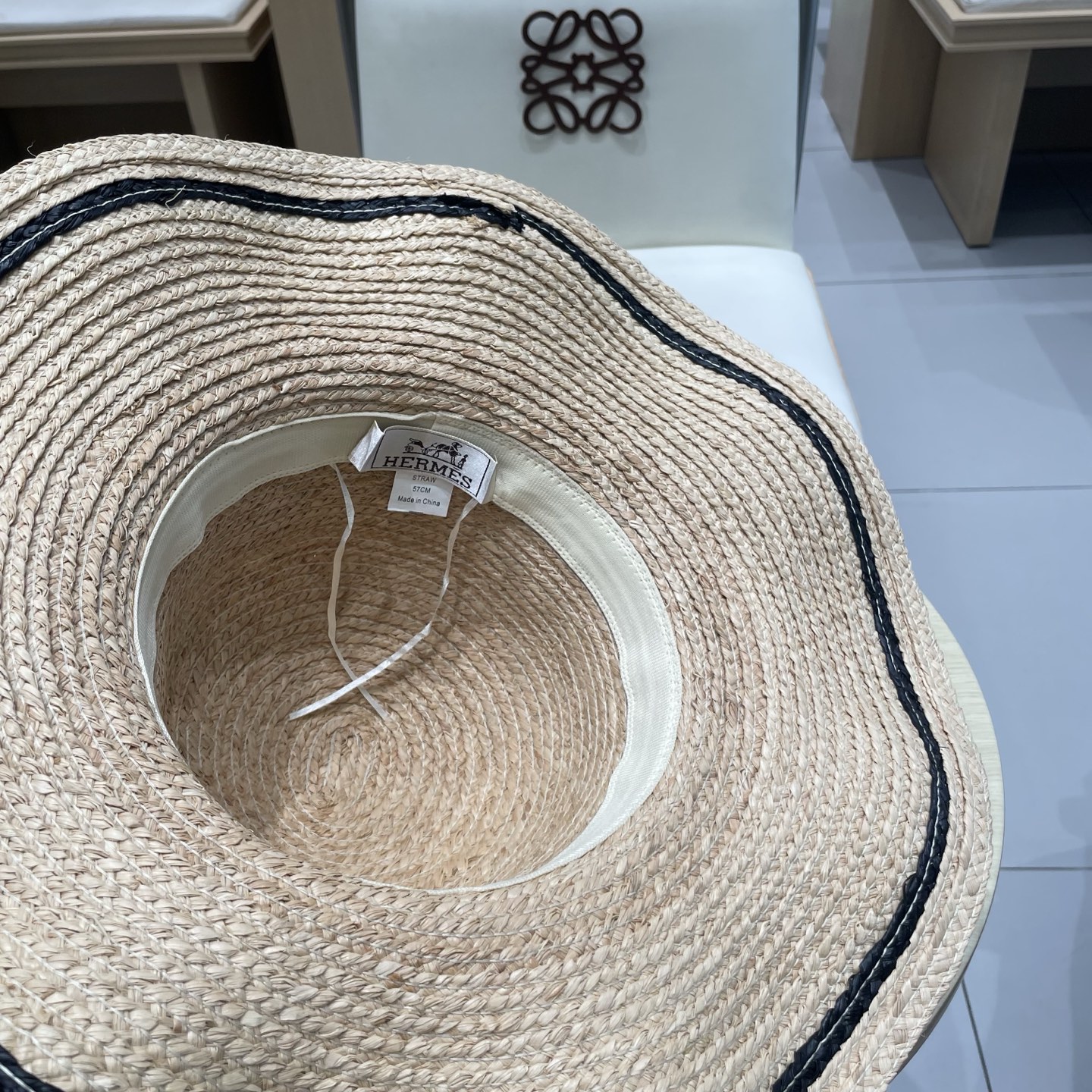 爱马仕miumiu缪缪拉菲草帽，纯手工钩织供不应求 头围57c