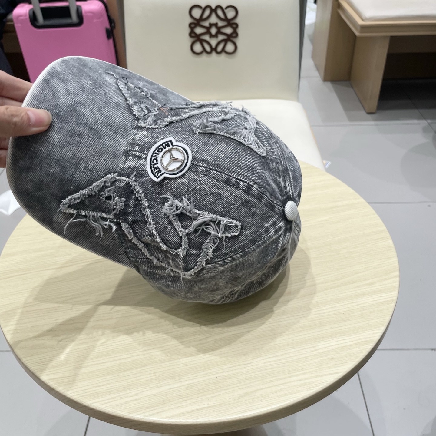  蒙口MONCLER新款棒球帽，时尚炸街单品，风格很OK，网红.时尚博主的最爱！高品质舒适透气，凹造型很