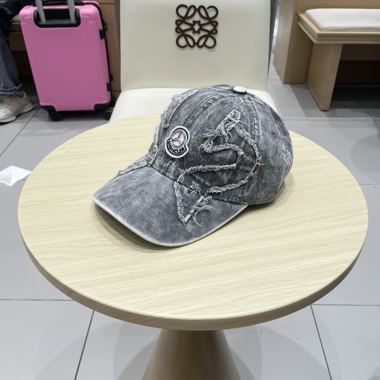  蒙口MONCLER新款棒球帽，时尚炸街单品，风格很OK，网红.时尚博主的最爱！高品质舒适透气，凹造型很