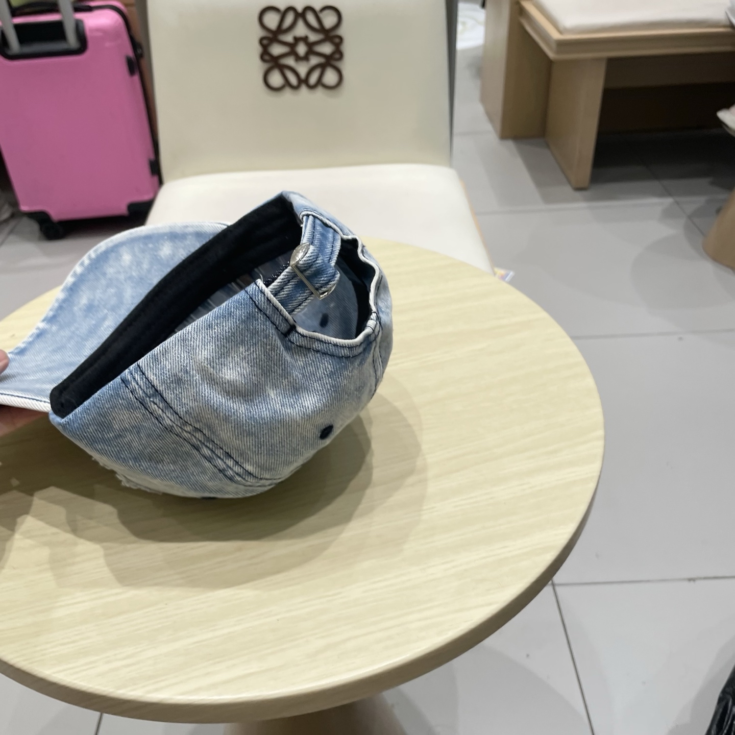  蒙口MONCLER新款棒球帽，时尚炸街单品，风格很OK，网红.时尚博主的最爱！高品质舒适透气，凹造型很