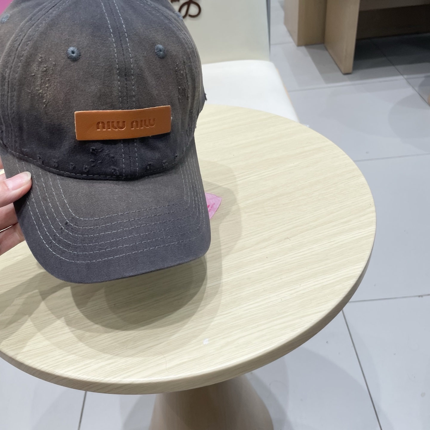 miumiu缪缪新款棒球帽，高级面料，头围57cm