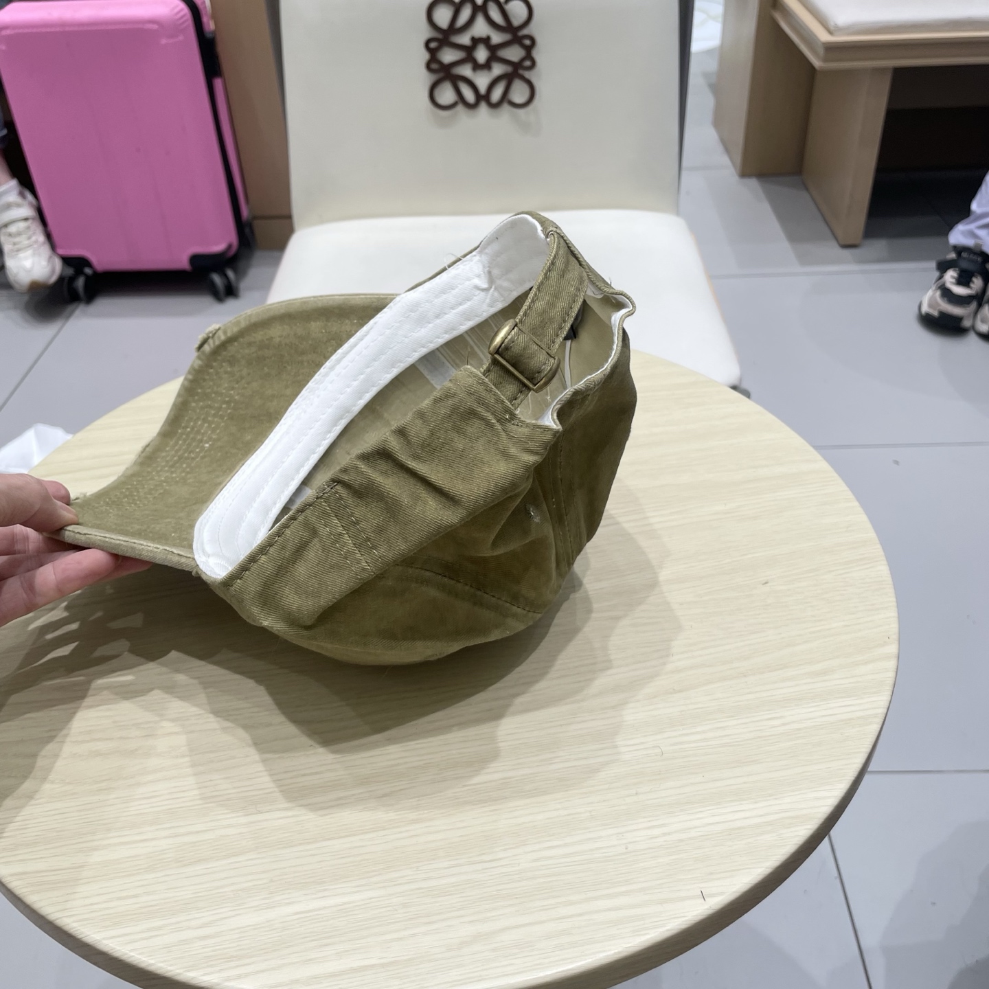 🧢路易威登棒球帽 LouisVuitton😍新款LV棒球帽，重工打造♥️高端大气，百搭款🤗男女通用！跑量