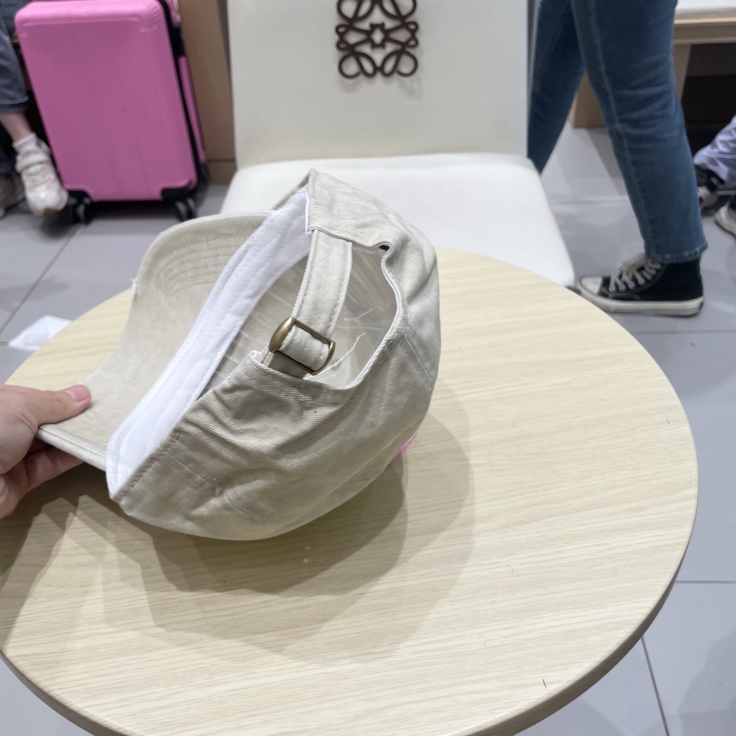 🧢路易威登棒球帽 LouisVuitton😍新款LV棒球帽，重工打造♥️高端大气，百搭款🤗男女通用！跑量