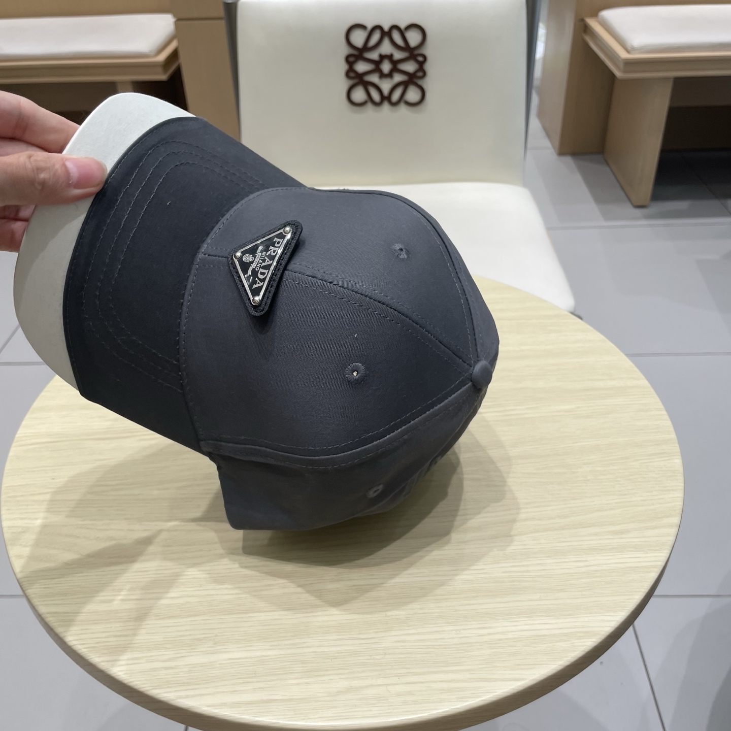 🆕RADA 普拉达 新品棒球帽 代购版本！时尚潮流，高端做工！非一般的品质，细节看实拍哦
”