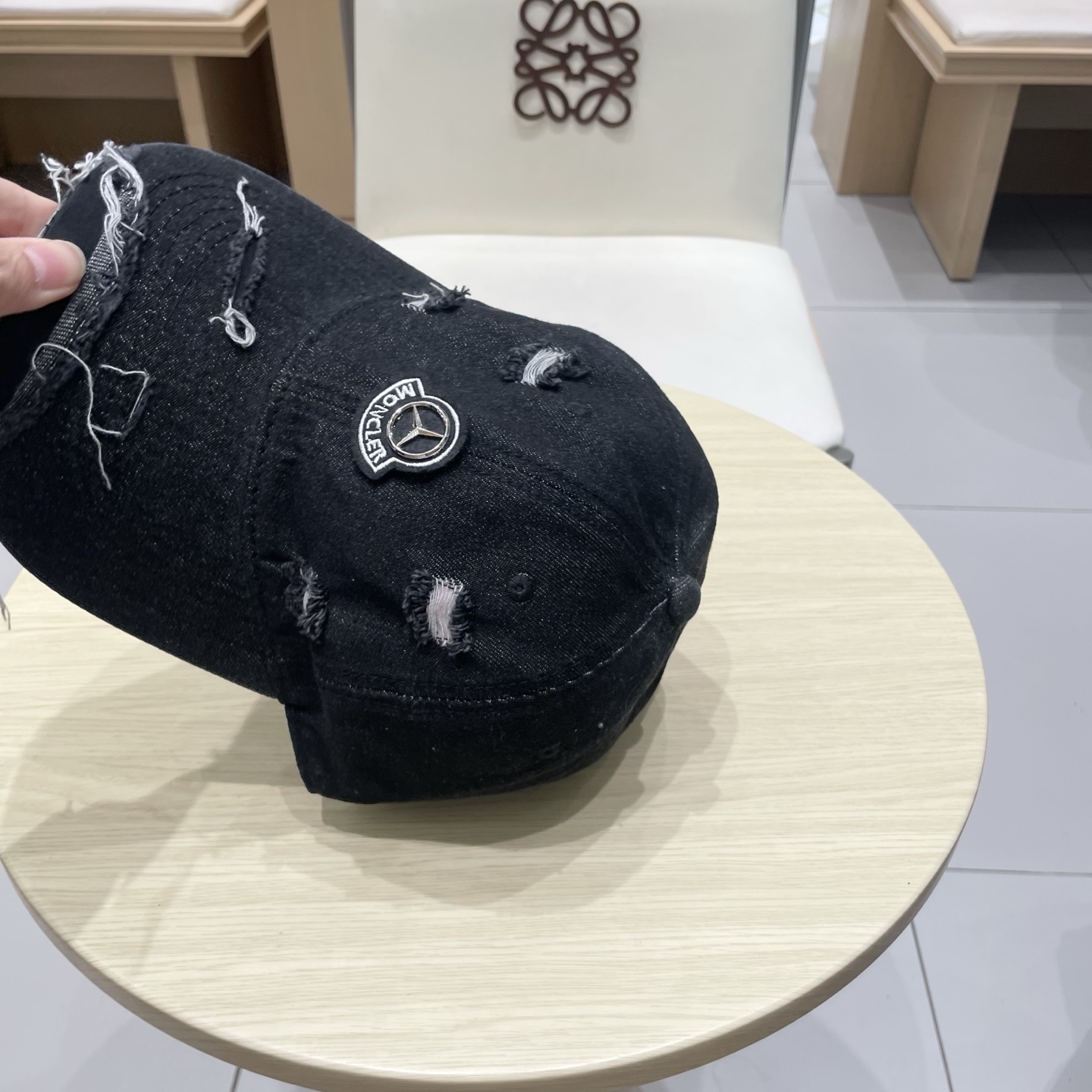  蒙口MONCLER新款牛仔棒球帽，时尚炸街单品，风格很OK，网红.时尚博主的最爱！高品质舒适透气，凹造