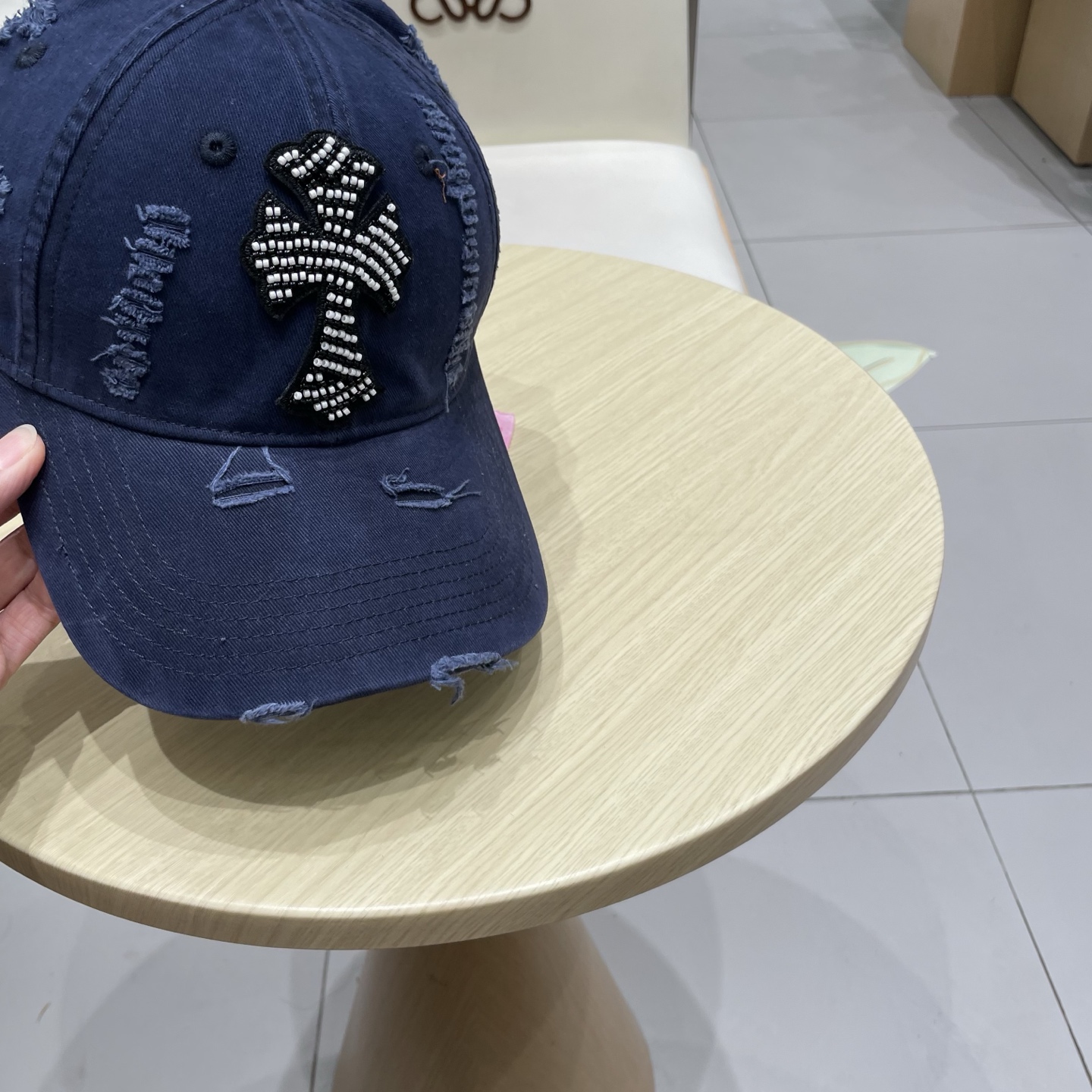  Chrome Hearts 克罗心💓秋款韩版时尚复古做旧破洞帽子磨损设计百搭棒球帽鸭舌帽