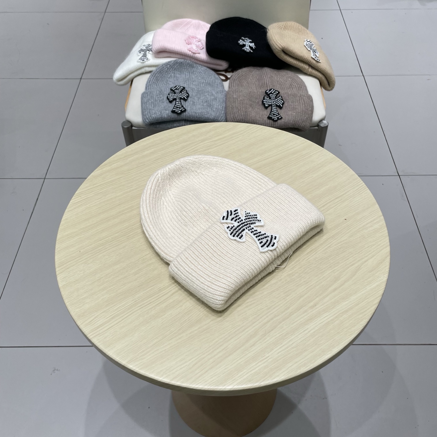 【克罗心】2025秋冬新款男女款针织毛线帽#
很有质感的一款～百搭单品