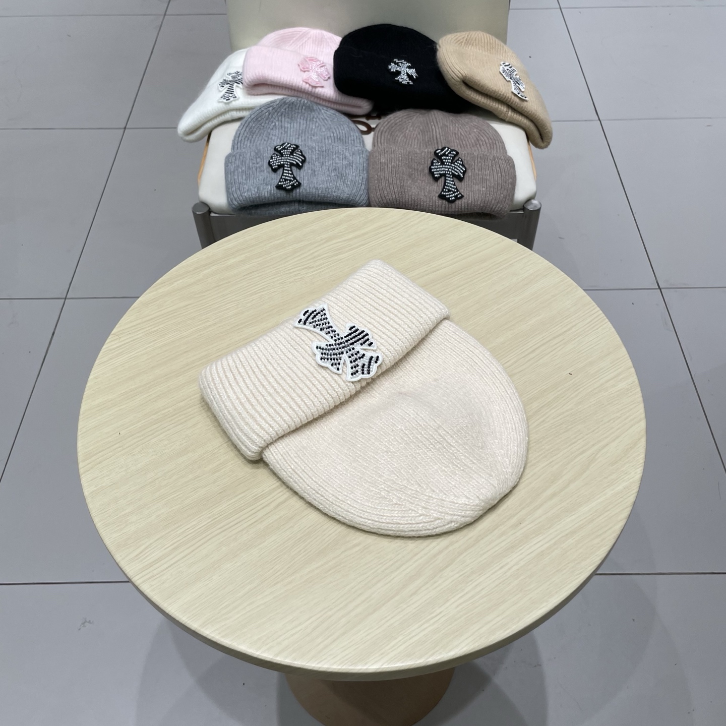 【克罗心】2025秋冬新款男女款针织毛线帽#
很有质感的一款～百搭单品