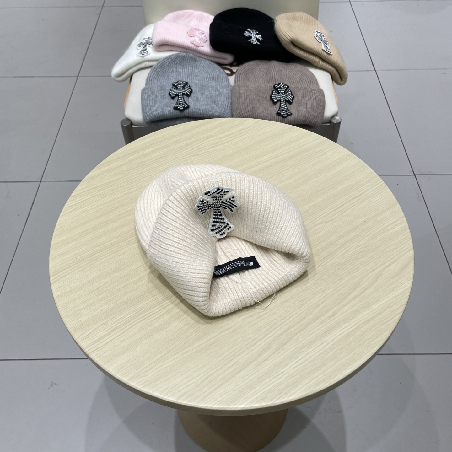 【克罗心】2025秋冬新款男女款针织毛线帽#
很有质感的一款～百搭单品