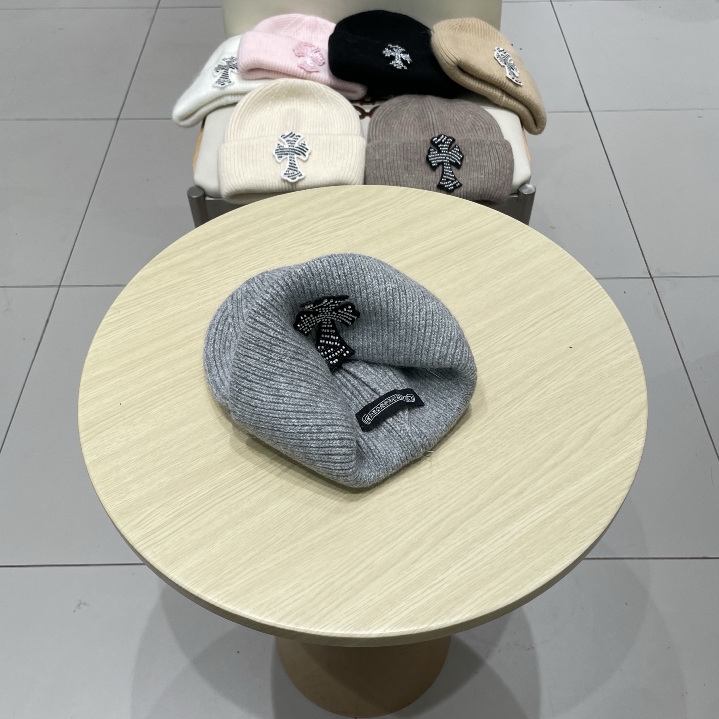 【克罗心】2025秋冬新款男女款针织毛线帽#
很有质感的一款～百搭单品