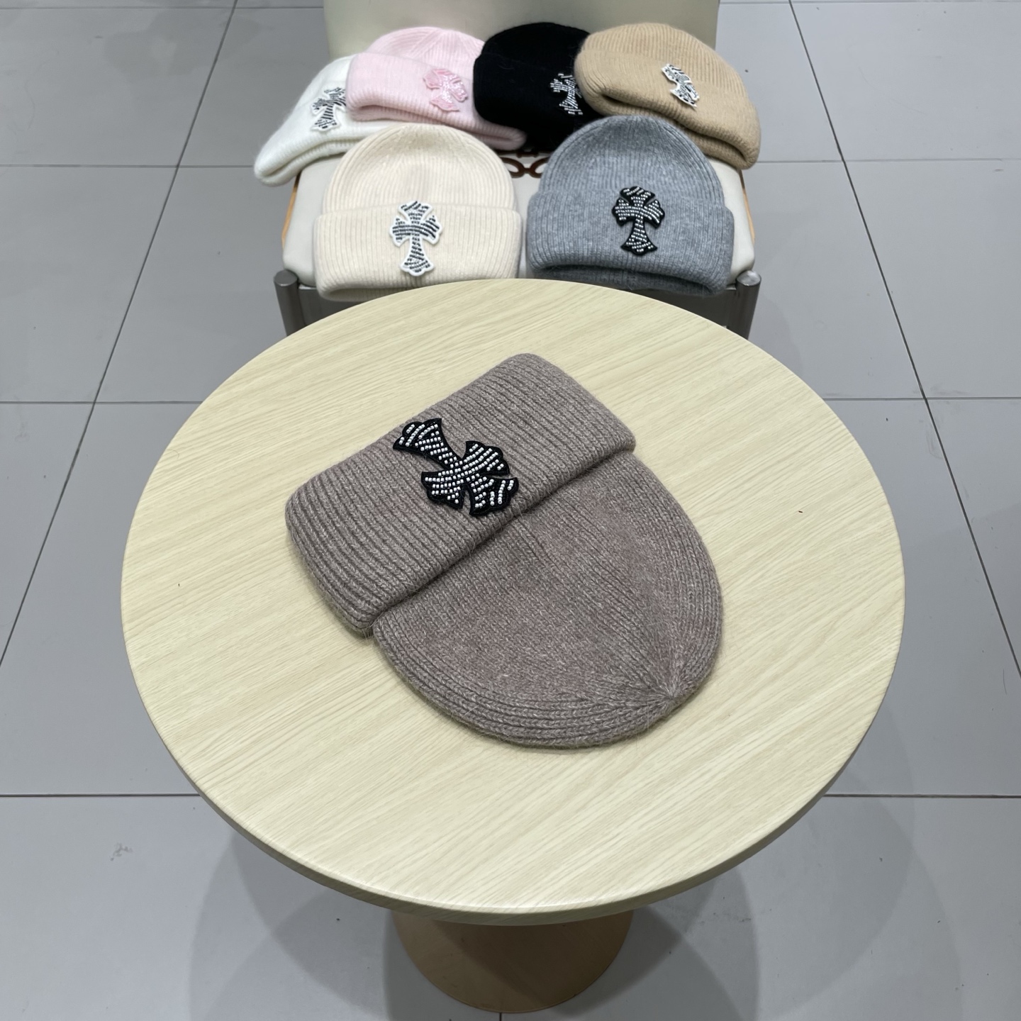 【克罗心】2025秋冬新款男女款针织毛线帽#
很有质感的一款～百搭单品