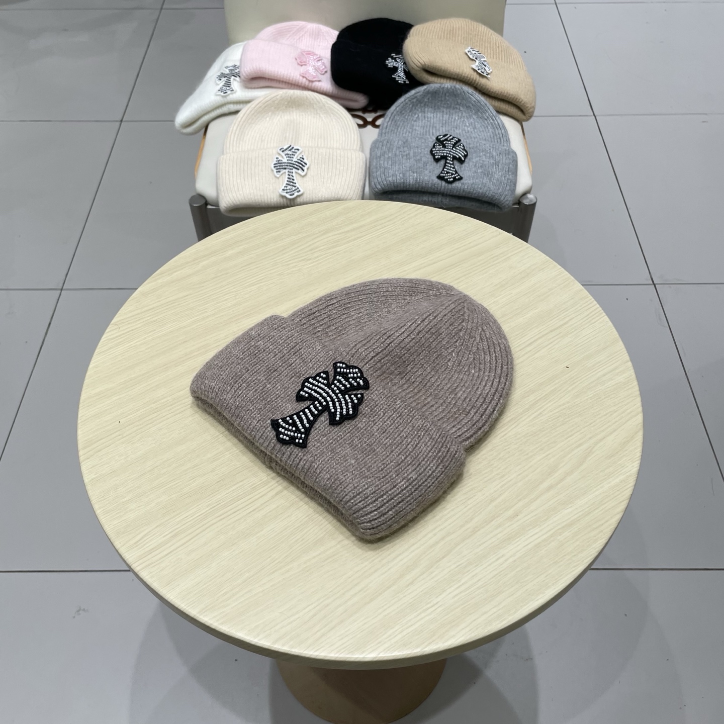 【克罗心】2025秋冬新款男女款针织毛线帽#
很有质感的一款～百搭单品