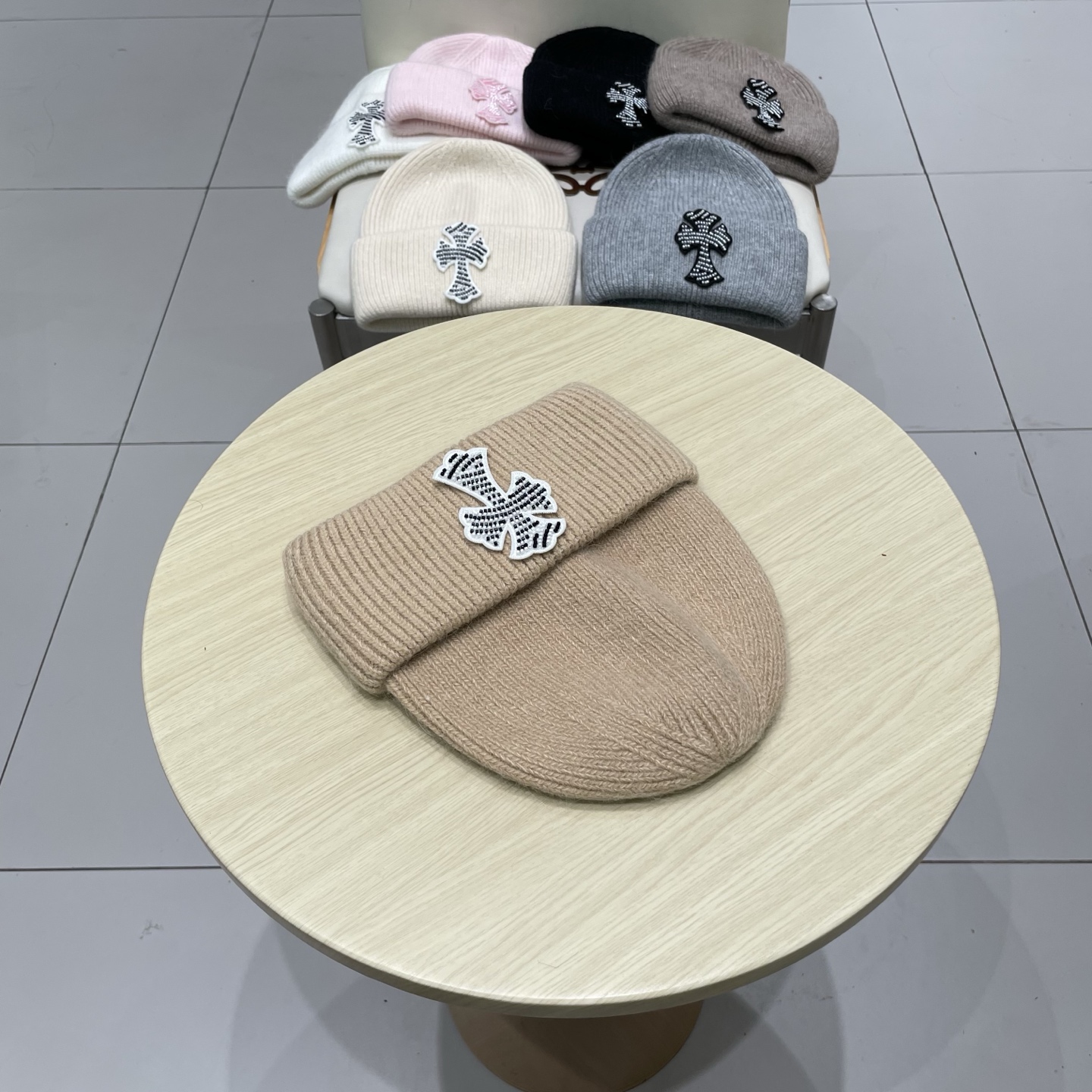 【克罗心】2025秋冬新款男女款针织毛线帽#
很有质感的一款～百搭单品