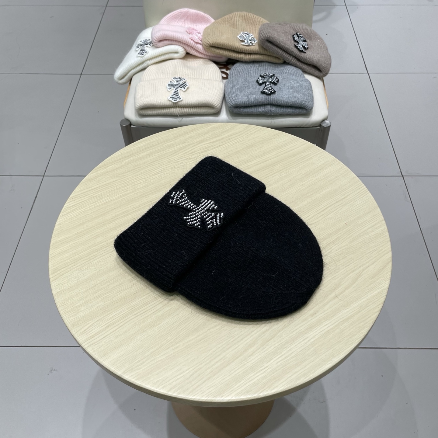 【克罗心】2025秋冬新款男女款针织毛线帽#
很有质感的一款～百搭单品