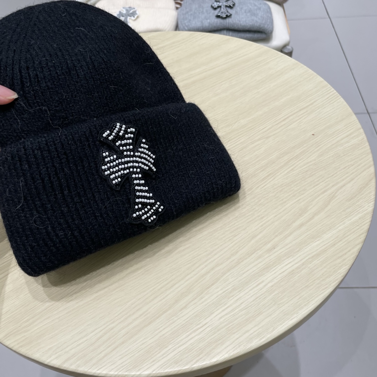 【克罗心】2025秋冬新款男女款针织毛线帽#
很有质感的一款～百搭单品