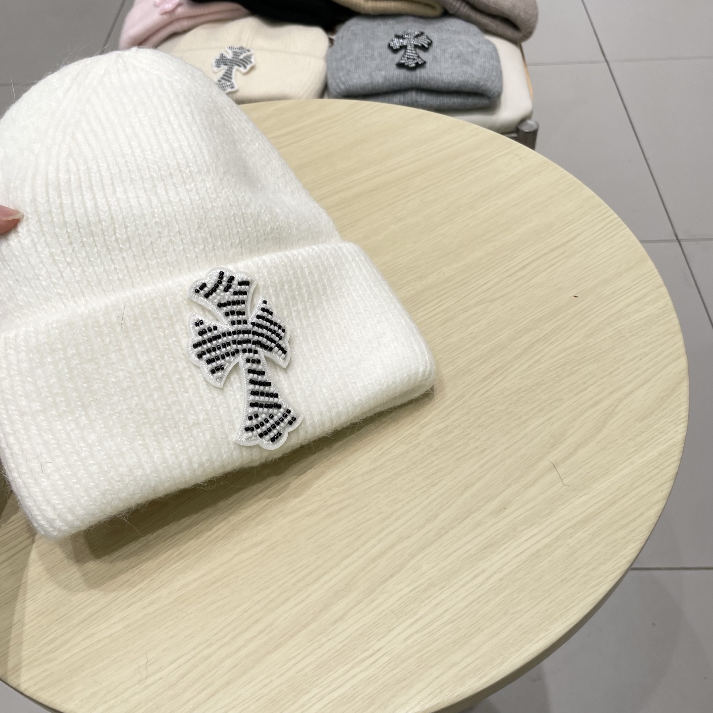 【克罗心】2025秋冬新款男女款针织毛线帽#
很有质感的一款～百搭单品