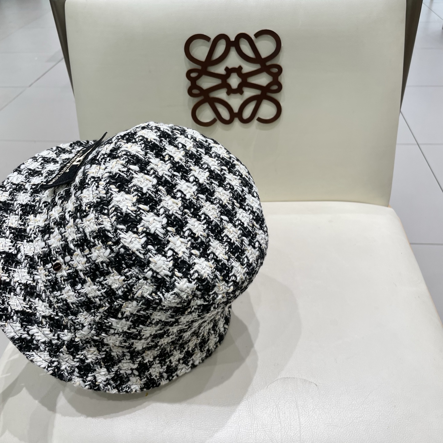 Lv路易威登2025新款韩版格子渔夫帽女秋冬复古百搭显脸小水桶帽盆帽帽子潮