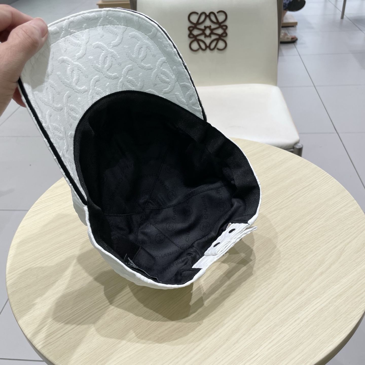 Chanel(香奈儿)新款原单棒球帽， 牛仔小双C，专柜1:1开模订制，原版牛仔布料+头层牛皮，轻盈透气