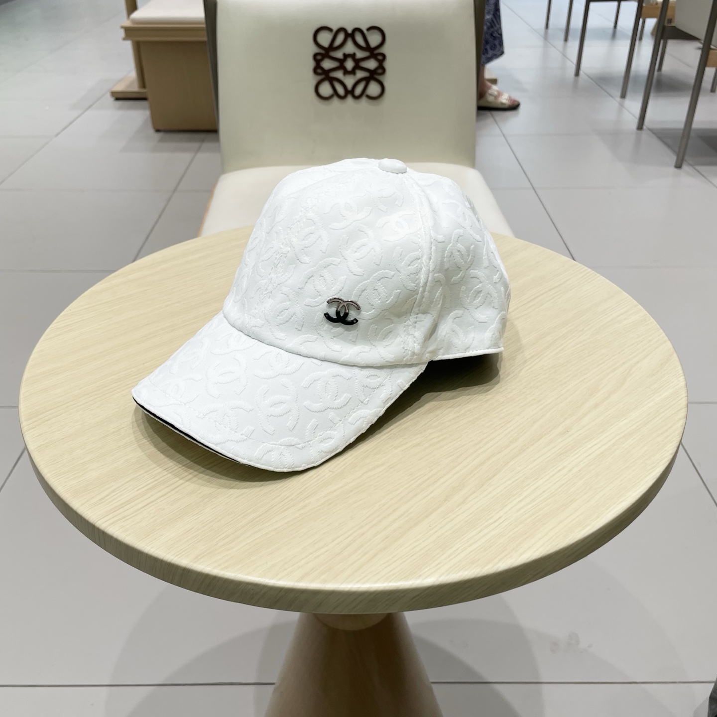 Chanel(香奈儿)新款原单棒球帽， 牛仔小双C，专柜1:1开模订制，原版牛仔布料+头层牛皮，轻盈透气