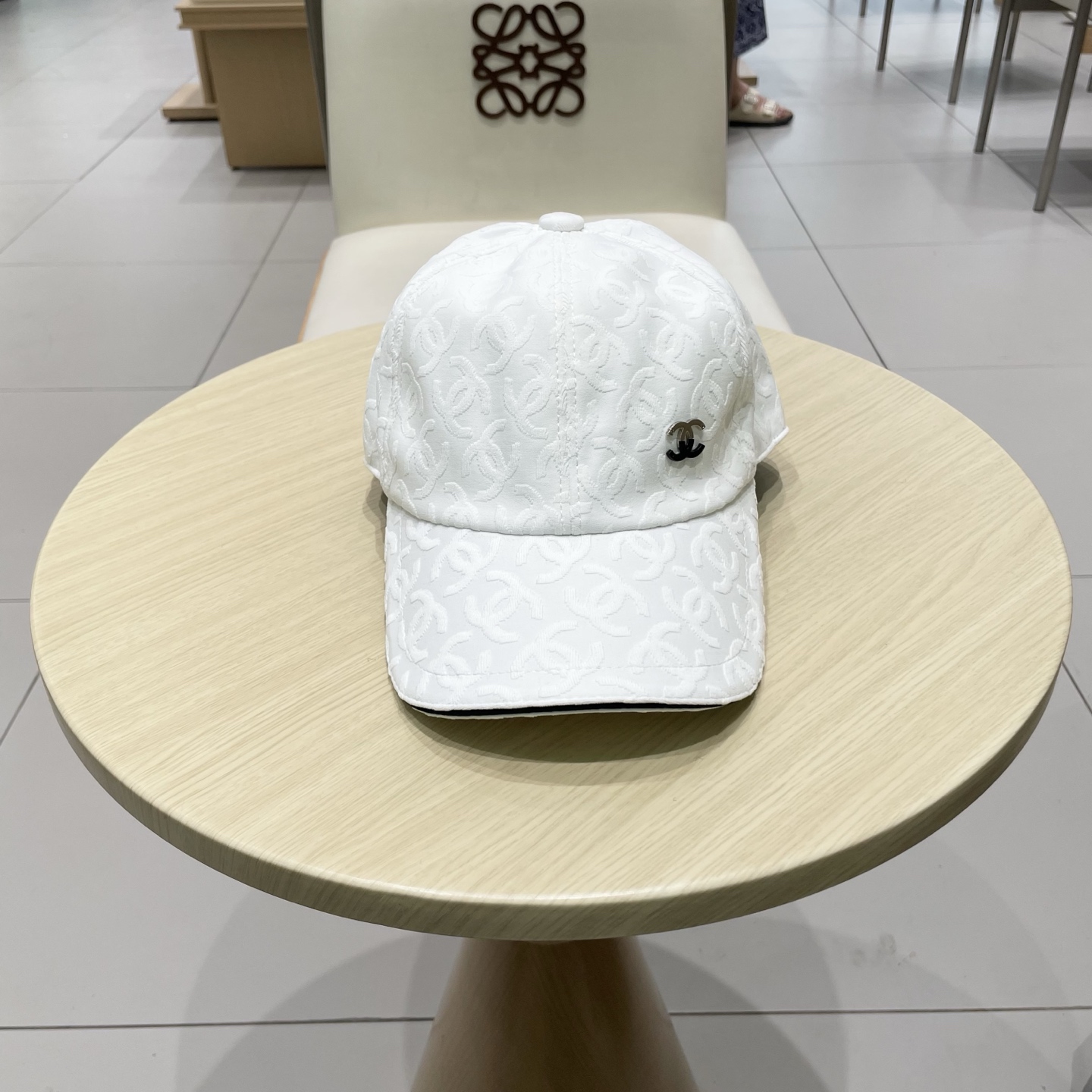Chanel(香奈儿)新款原单棒球帽， 牛仔小双C，专柜1:1开模订制，原版牛仔布料+头层牛皮，轻盈透气
