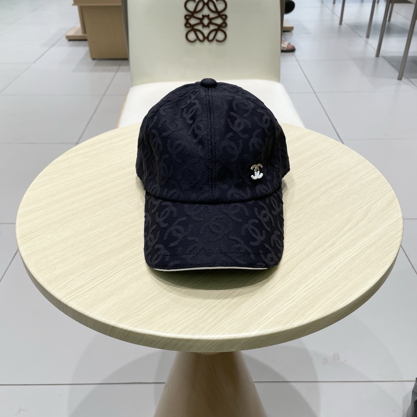 Chanel(香奈儿)新款原单棒球帽， 牛仔小双C，专柜1:1开模订制，原版牛仔布料+头层牛皮，轻盈透气