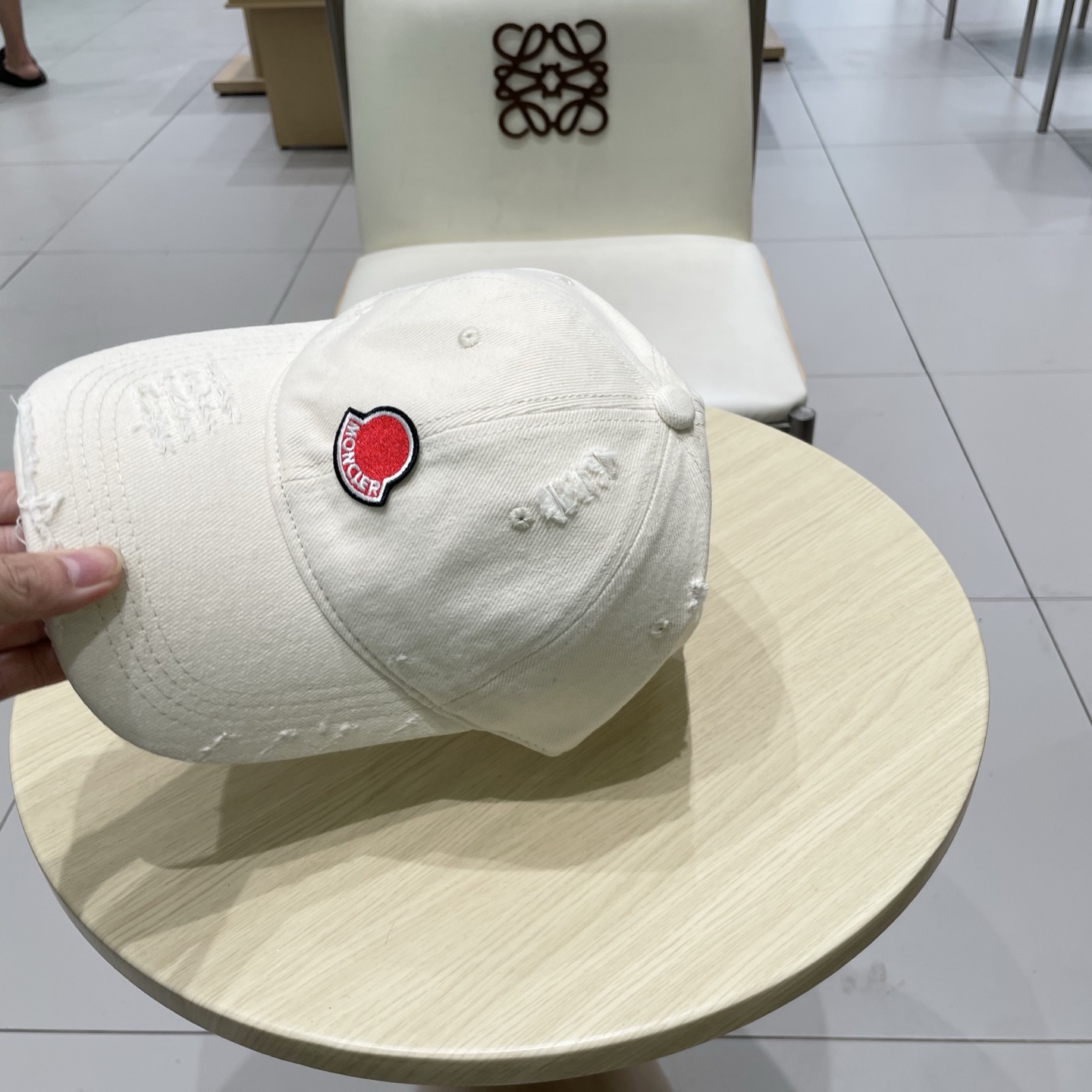  蒙口MONCLER新款秋款棒球帽，时尚炸街单品，风格很OK，网红.时尚博主的最爱！高品质舒适透气，凹造