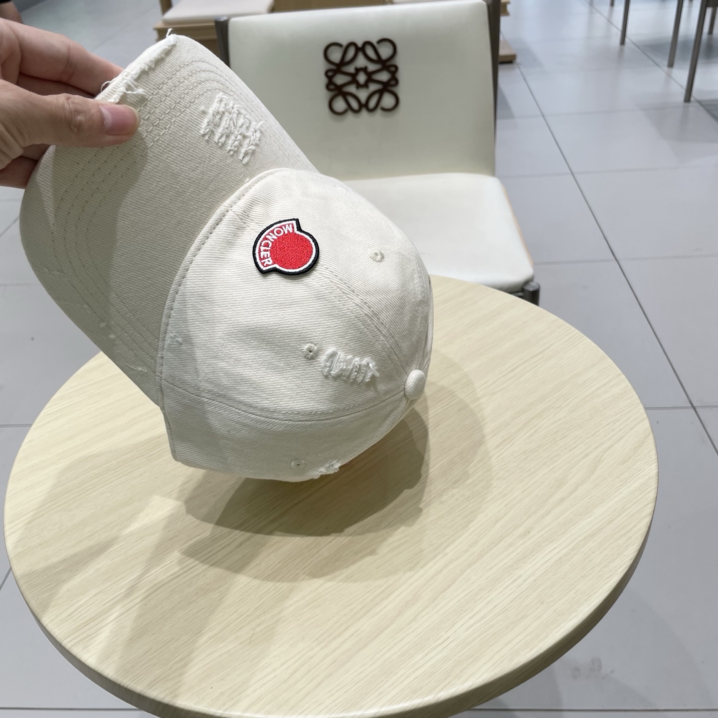  蒙口MONCLER新款秋款棒球帽，时尚炸街单品，风格很OK，网红.时尚博主的最爱！高品质舒适透气，凹造