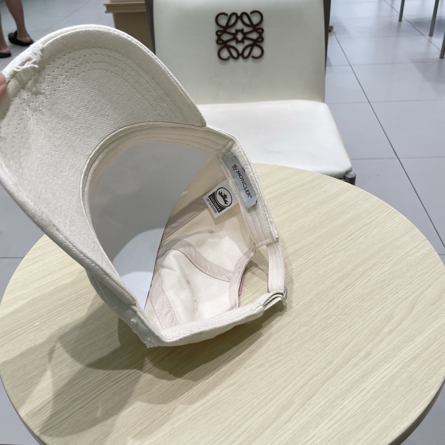  蒙口MONCLER新款秋款棒球帽，时尚炸街单品，风格很OK，网红.时尚博主的最爱！高品质舒适透气，凹造